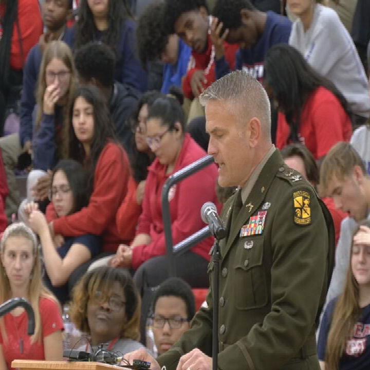Students honor veterans